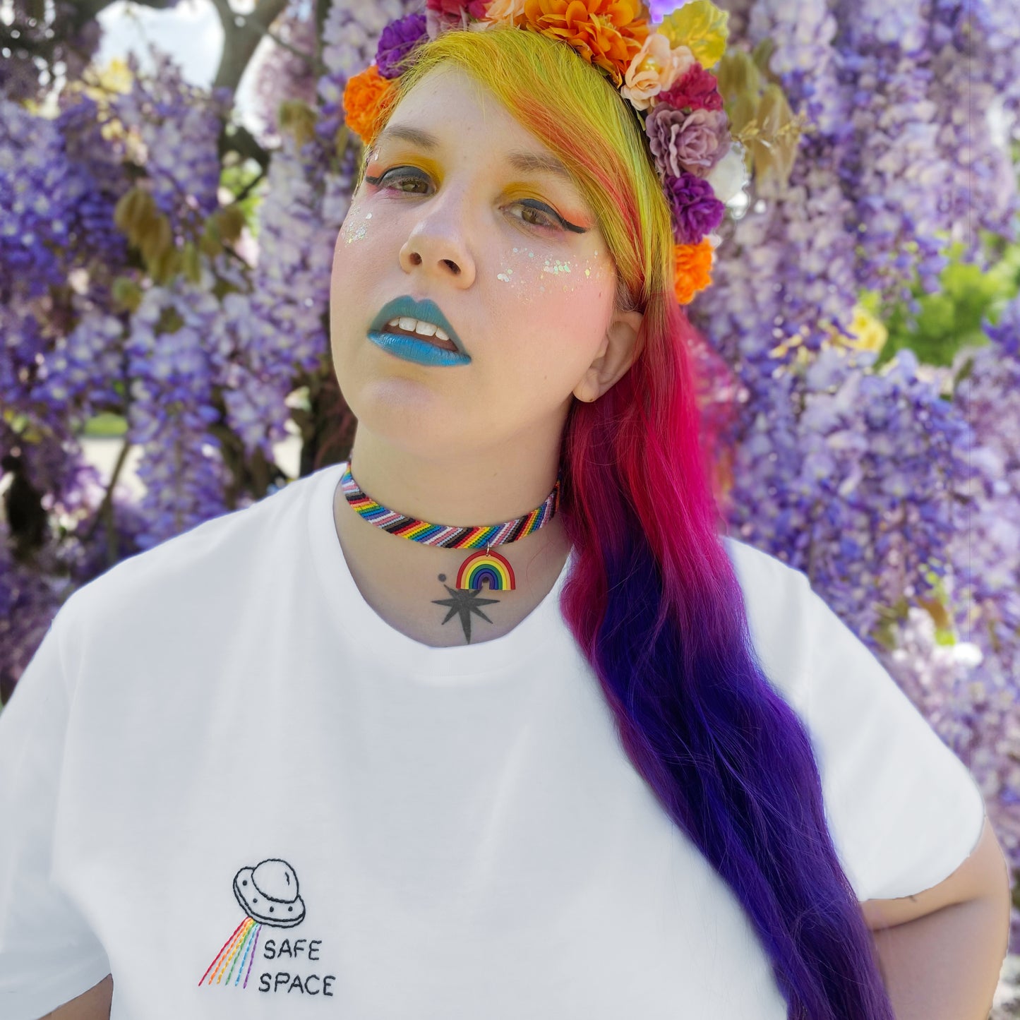 T-shirt brodé main - Safe space